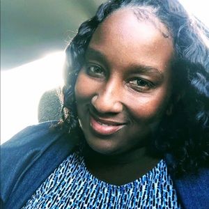 Meet your Posher, Latoya